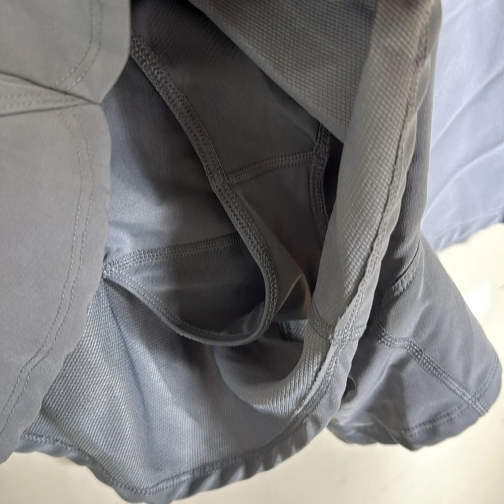 Yogalicious Gray Lined Athletic Running Citylite Everyday Zip Short Size XL - Picture 2 of 5